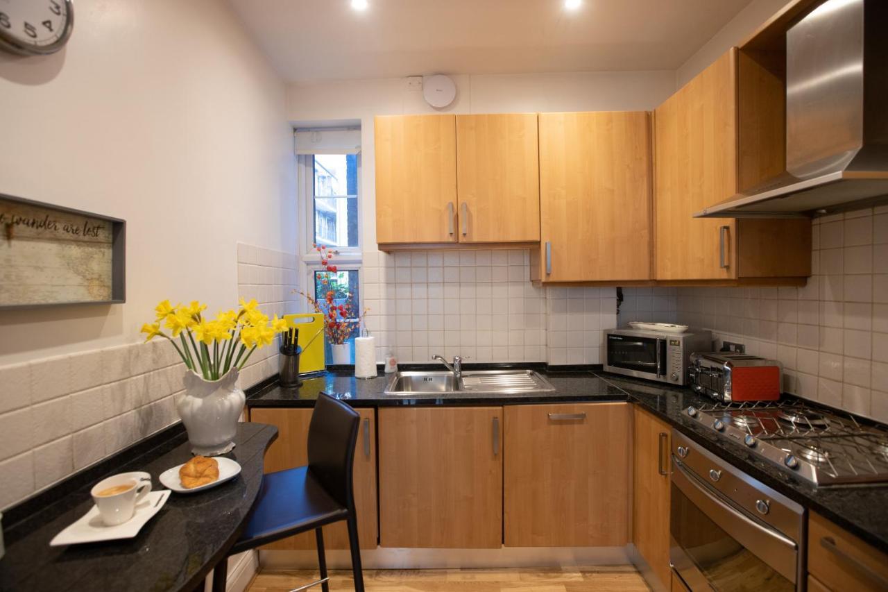 The Wanderlust - 1 Bedroom Apartment L Sleeps 4 With Sofa Bed L Prime Location Plus Free Wifi L Perfect For Business & Leisure Travelers L 15Percent Off Weekly & 20Percent Off Monthly Stays! Londres Exterior foto